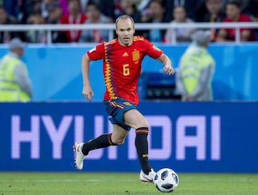 Rakitic: Modric and Iniesta are from different planets