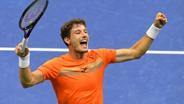 Pablo Carreño celebra su victoria frente a Shapovalov.