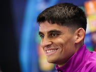 Barcelona's Spanish defender #18 Gerard Martin attends a press conference on the eve of the UEFA Champions League league phase day 6 football match between FC Barcelona and Eintracht Frankfurt at the Joan Gamper training ground in Sant Joan Despi, near Barcelona, on December 8, 2025. (Photo by Lluis GENE / AFP)