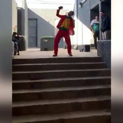 ¡Sagal sorprendió a todos en Juárez y llegó como el Joker!