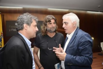 Juan José y San Martín.