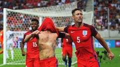 Lallana's late strike sees Allardyce make winning start