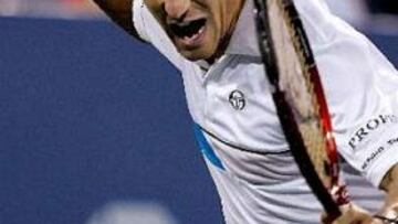 Verdasco y Robredo se meten en octavos de final