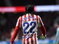 Atletico Madrid's English forward #22 Ademola Lookman is pictured during the Spanish league football match between Club Atletico de Madrid and Real Betis at Metropolitano Stadium in Madrid on February 8, 2026. (Photo by Thomas COEX / AFP)
