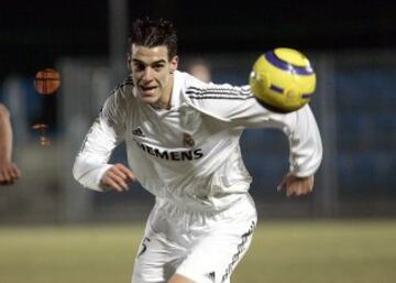 En verano de 2005 fichó por el Real Madrid para incorporarlo a su filial Real Madrid Castilla, de la Segunda división, se convirtió en el máximo goleador del Castilla. Fabio Capello, entrenador del primer equipo, lo convocó para algunos partidos de Copa del Rey. En julio de 2007 es contratado por el UD Almería de Primera división.