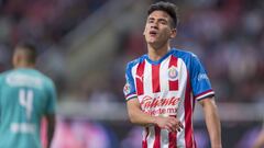 Uriel Antuna, Chivas