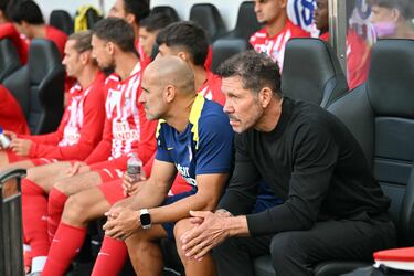 Diego Pablo Simeone dirige un nuevo partido del Atlético de Madrid.