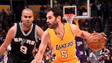 José Calderón en un partido reciente con Los Ángeles Lakers ante San Antonio Spurs.
