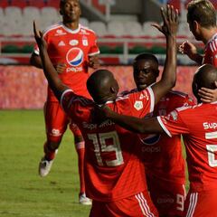 Un poco de paz para el América, tras la goleada al colero Chicó