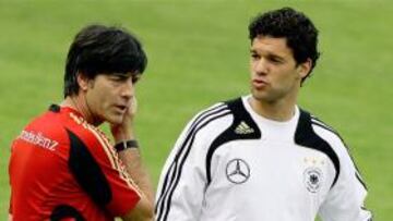 Löw cierra la carrera de Ballack en la selección