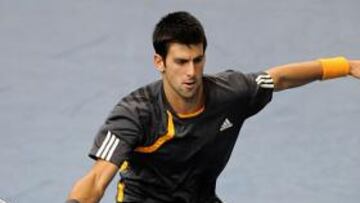 <b>TRIUNFO.</b> Djokovic se adjudica el París-Bercy tras vencer a Monfils en la final.