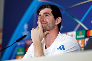 Courtois: “¿Mourinho? No se puede justificar el racismo, por una celebración"