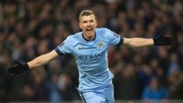 Dzeko, delantero del City