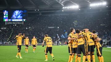 Los jugadores del Inter celebran un gol.