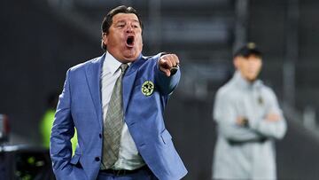 El ex técnico del. América calificó de "poca seria" la investigación realizada por el periodista Amir Ibrahim sobre una red de promotores en Liga MX.