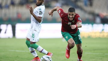 Momento del partido entre Rep&uacute;blica Democr&aacute;tica del Congo y Marruecos en el partido de clasificaci&oacute;n para el Mundial de Qatar.