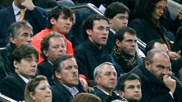 Messi y Johan Cruyff, en la grada del Camp Nou.