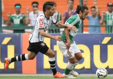 Corinthians le empató sobre el final al Palmeiras de Valdivia.