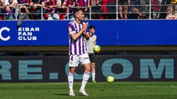 Kiko Olivas, jugador del Real Valladolid, volvi&oacute; a jugar en Ipurua dos a&ntilde;os despu&eacute;s de lesionarse de gravedad all&iacute; y disfrut&oacute; de la victoria.