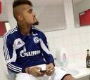 Boateng, cazado fumando un cigarro en un control antidoping