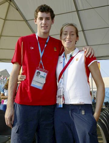 Imagen de los Juegos Olimpicos de Atenas en 2004 con su hermano Rudy Fernández,