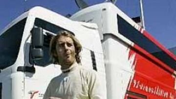 <b>NUEVA AVENTURA.</B> Después de su polémica salida de Renault, Jarno Trulli vuelve a ser protagonista del Mundial al volante de un Toyota.