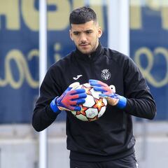 Rulli: "Neuer fue un pionero y siempre ha sido un referente"