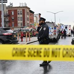 What happened in New York subway station shooting?