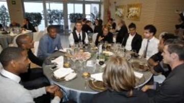 Darden, Draper, Slaughter, Cristiano, Coentrao, Casemiro, Pepe, Marcelo, Bale y Modric compartieron mesa.