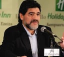 Bilardo abre una puerta para el regreso de Maradona como seleccionador
