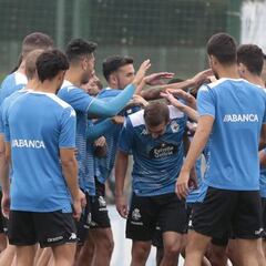 El Deportivo reduce su ‘cupo’ de treintañeros