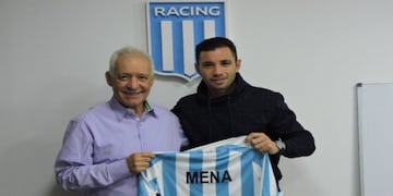 Junto a los dos anteriores, el lateral es el tercer chileno en Racing este año.