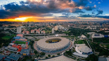 Está situado en el Complejo Nacional de Deportes Sukan Negara de la ciudad de Kuala Lumpur en Malasia. El recinto posee una capacidad para 87 411 espectadores.