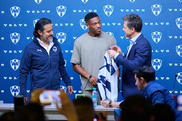 Rayados responde a Pumas sobre caso Anthony Martial