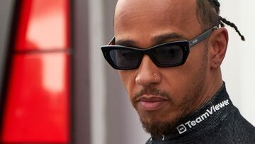 Montreal (Canada), 16/06/2023.- British Formula One driver Lewis Hamilton of Mercedes-AMG Petronas returns to his loge after the first practice session for the Formula 1 Grand Prix of Canada, at the Circuit Gilles-Villeneuve race track in Montreal, Canada, 16 June 2023. The 2023 Formula 1 Grand Prix of Canada is held on 18 June 2023. (Fórmula Uno) EFE/EPA/ANDRE PICHETTE