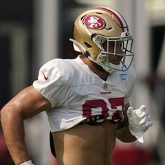 Nick Bosa en observación por lesión en la pierna