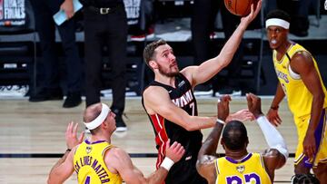 Cat¨¢strofe nada m¨¢s empezar: Dragic se lesiona de gravedad
