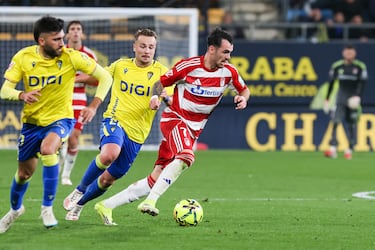 Aprobados y suspensos del Cádiz: pecar de juventud y errores