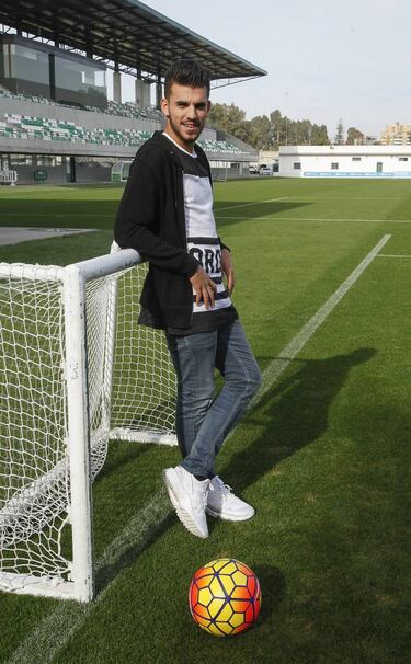 Official: Dani Ceballos signs for Real Madrid