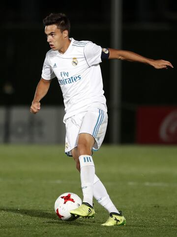 Following his loan stint at Logroñes, he returned to Santiago Solari's RM Castilla where he became one of the team's captains.