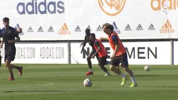 Último entrenamiento del Real Madrid antes de viajar a Kiev