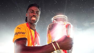 Davinson Sánchez renueva con Galatasaray