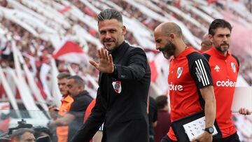 River destituye a Demichelis