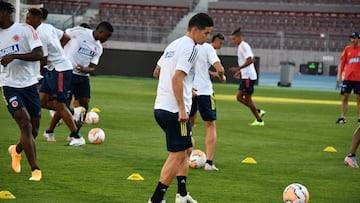 James Rodríguez durante un entrenamiento de la Selección Colombia en Chile.