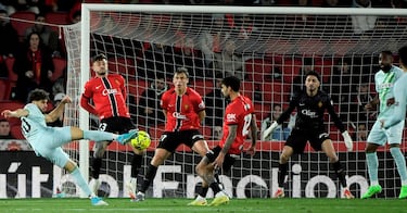 El marroquí fue un verdadero martirio para Maffeo. De hecho, el primer gol llegó con un remate suyo que aprovechó un error del lateral bermellón. Está en un buen momento de forma.