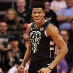 Giannis hace esperar a los Bucks