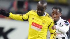 Lass Diarra durante un partido con el Anzhi.