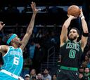 51 de Tatum para salvar a los Celtics en Charlotte