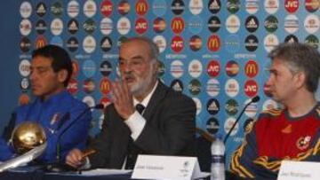 <b>PIROPOS.</b> Los entrenadores de ambos combinados tuvieron palabras amables para su rival en la final del Europeo.