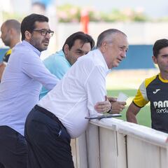 Tena: “Trabajamos para que los refuerzos estén antes de empiece la Liga”